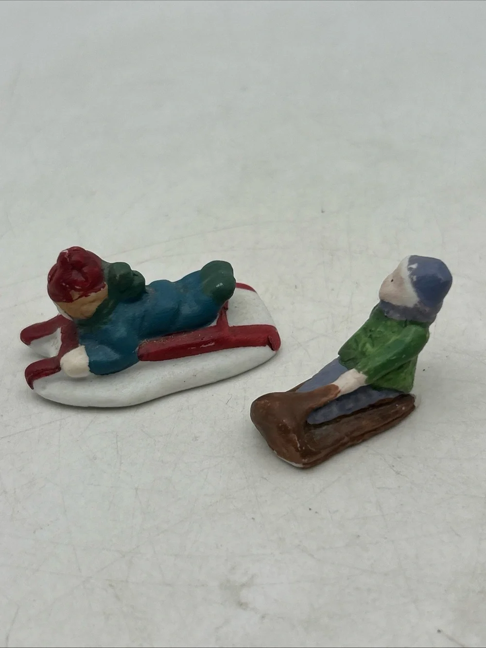 Lot Of 11 Vtg Porcelain Christmas Village Figurines (Read Desc)